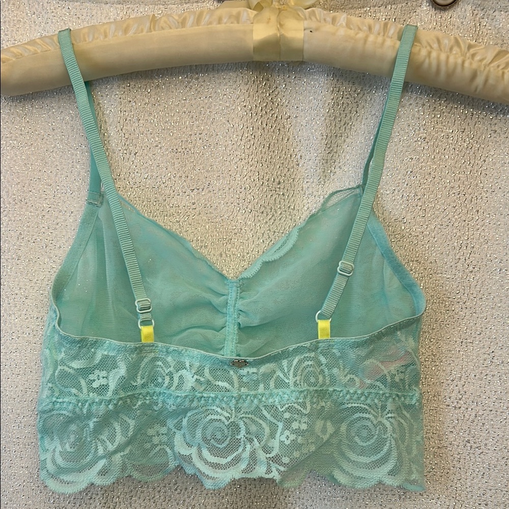 PINK Victoria's Secret Mint Lace Bralette with Twist Detail - Picture 3 of 5